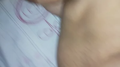 男子泰国嫖娼约了一个有点像Angelababy的G奶小姐做全套服务奶子坚挺浑圆